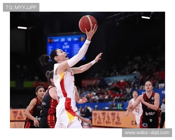 女篮世界杯小组赛：中国女篮迎战比利时，内线高度占优